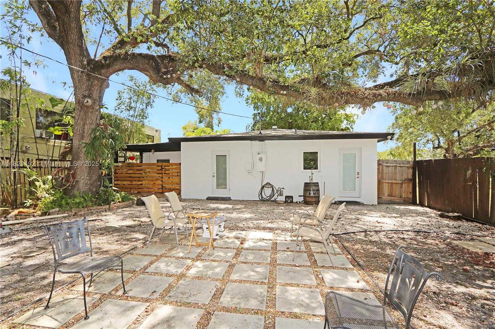 Small Image of 1125 SOUTH WEST 15TH TER, Fort Lauderdale Number 18