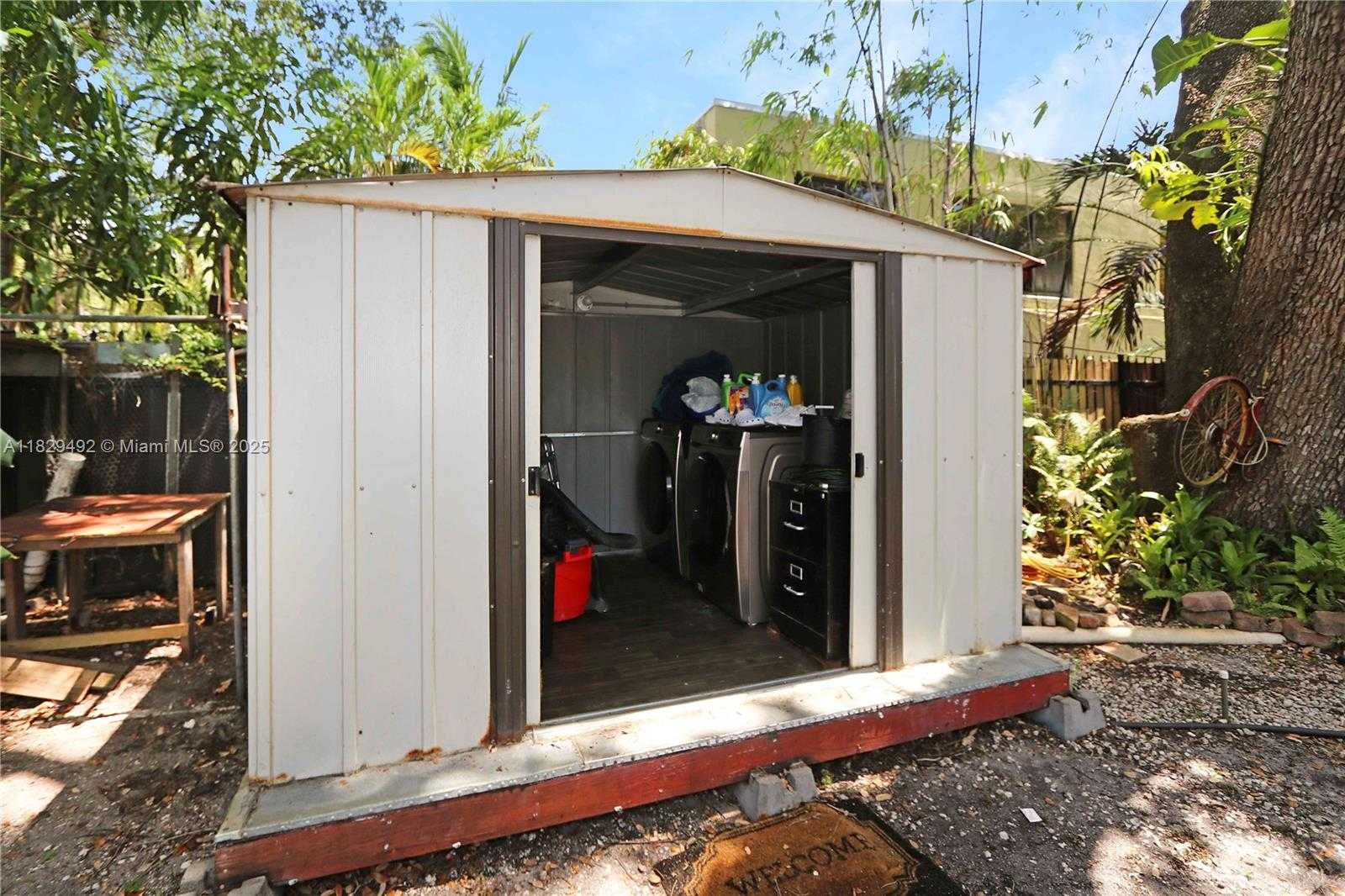 Small Image of 1125 SOUTH WEST 15TH TER, Fort Lauderdale Number 22