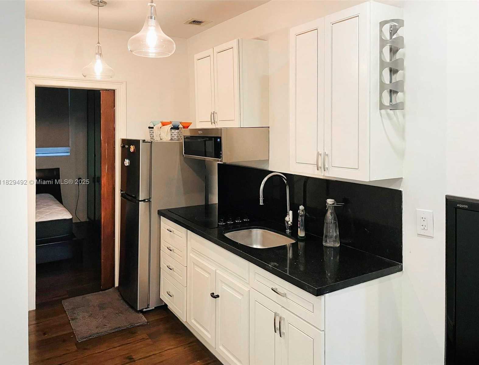 Small Image of 1125 SOUTH WEST 15TH TER, Fort Lauderdale Number 35