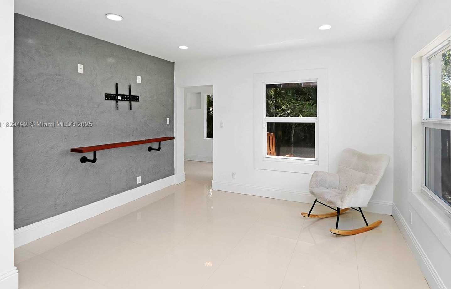 Small Image of 1125 SOUTH WEST 15TH TER, Fort Lauderdale Number 9