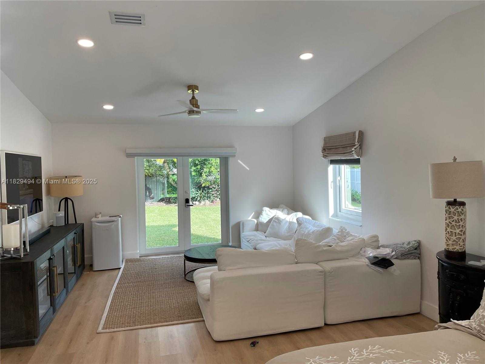Small Image of 18941 SOUTH WEST 92ND CT, Cutler Bay Number 5