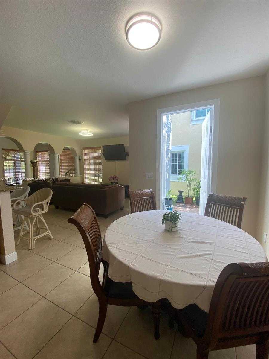 Small Image of 27049 SOUTH WEST 142ND AVE, Homestead Number 19