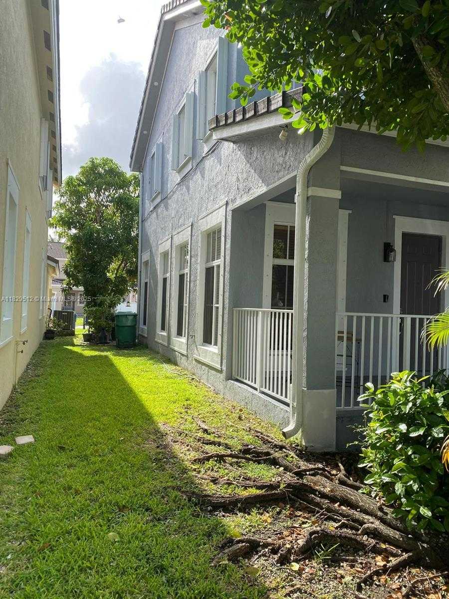 Small Image of 27049 SOUTH WEST 142ND AVE, Homestead Number 3