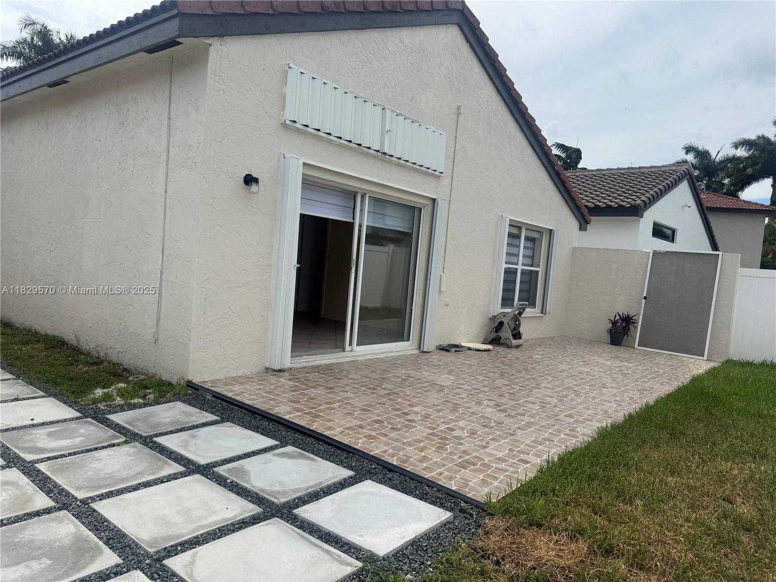 Small Image of 2383 SOUTH WEST 177TH TER, Miramar Number 8