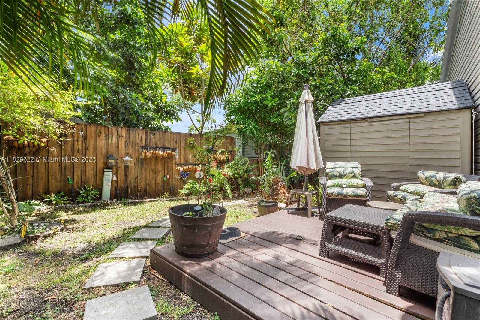 Small Image of 220 NORTH EAST 12TH AVE, Homestead Number 18