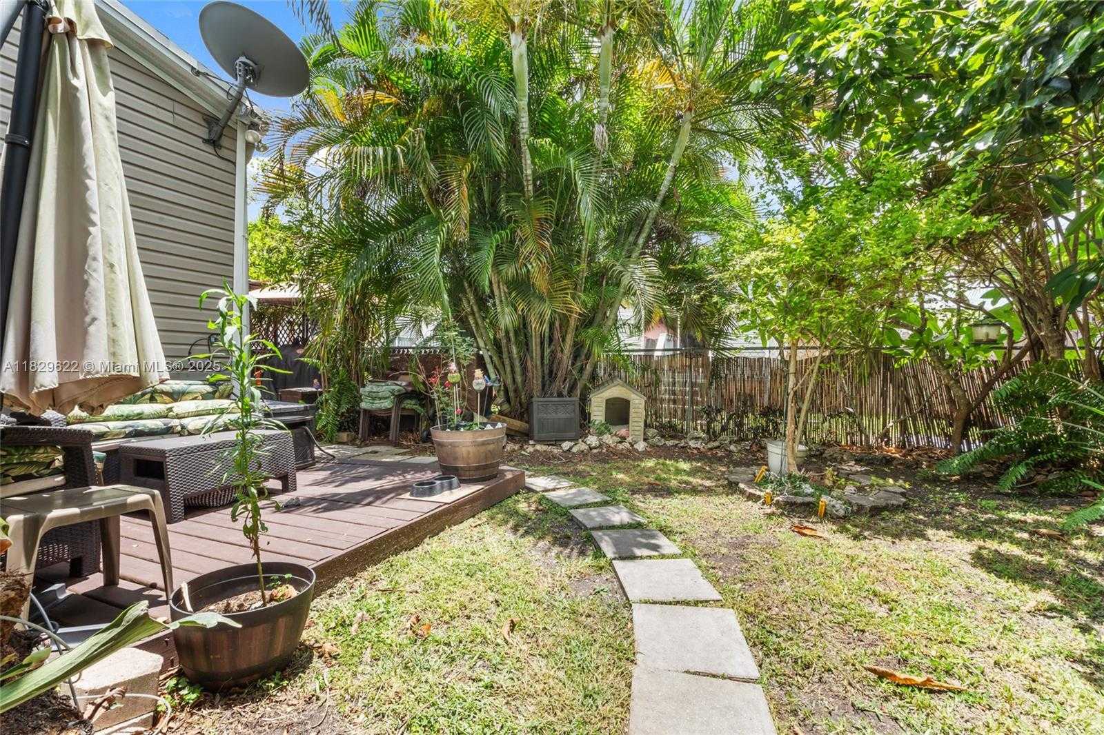 Small Image of 220 NORTH EAST 12TH AVE, Homestead Number 20