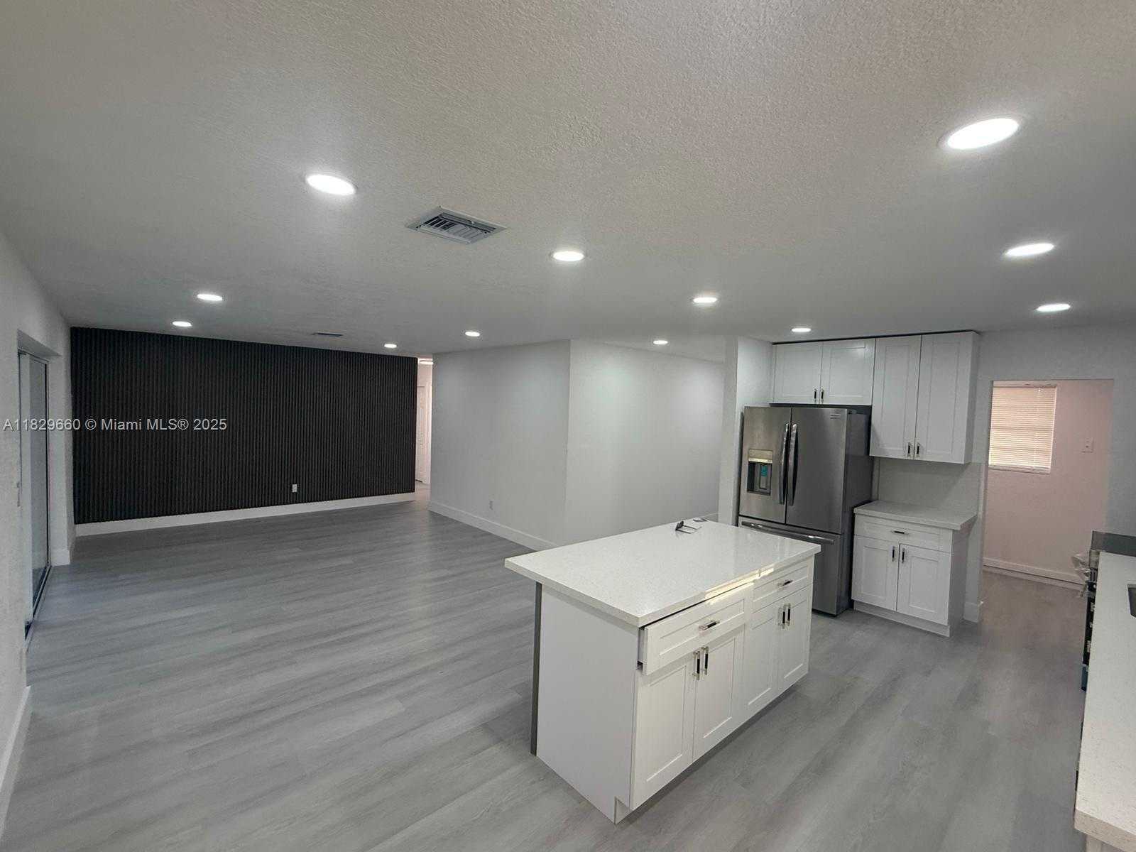 Small Image of 18535 NORTH WEST 39TH CT, Miami Gardens Number 13