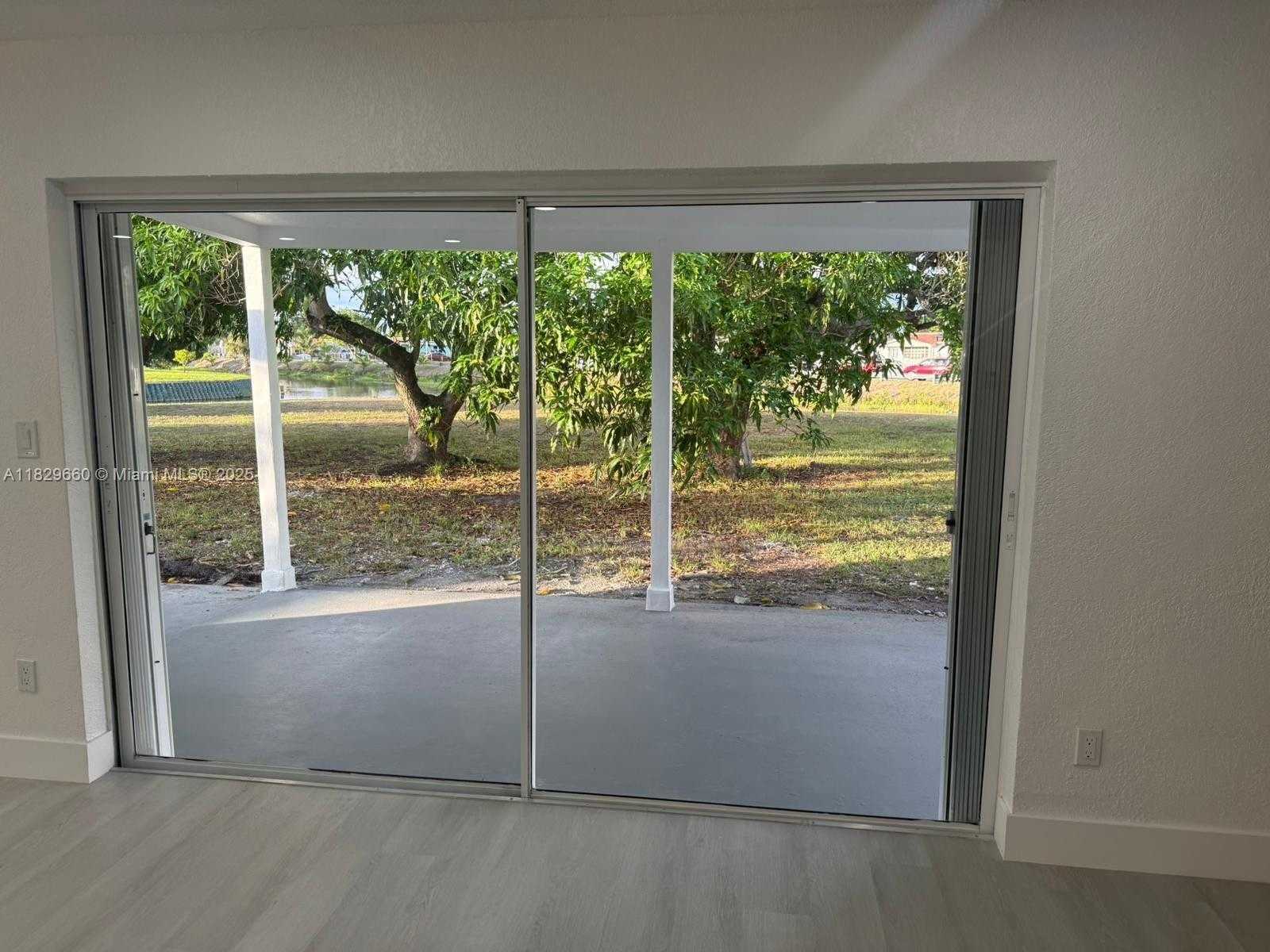 Small Image of 18535 NORTH WEST 39TH CT, Miami Gardens Number 15
