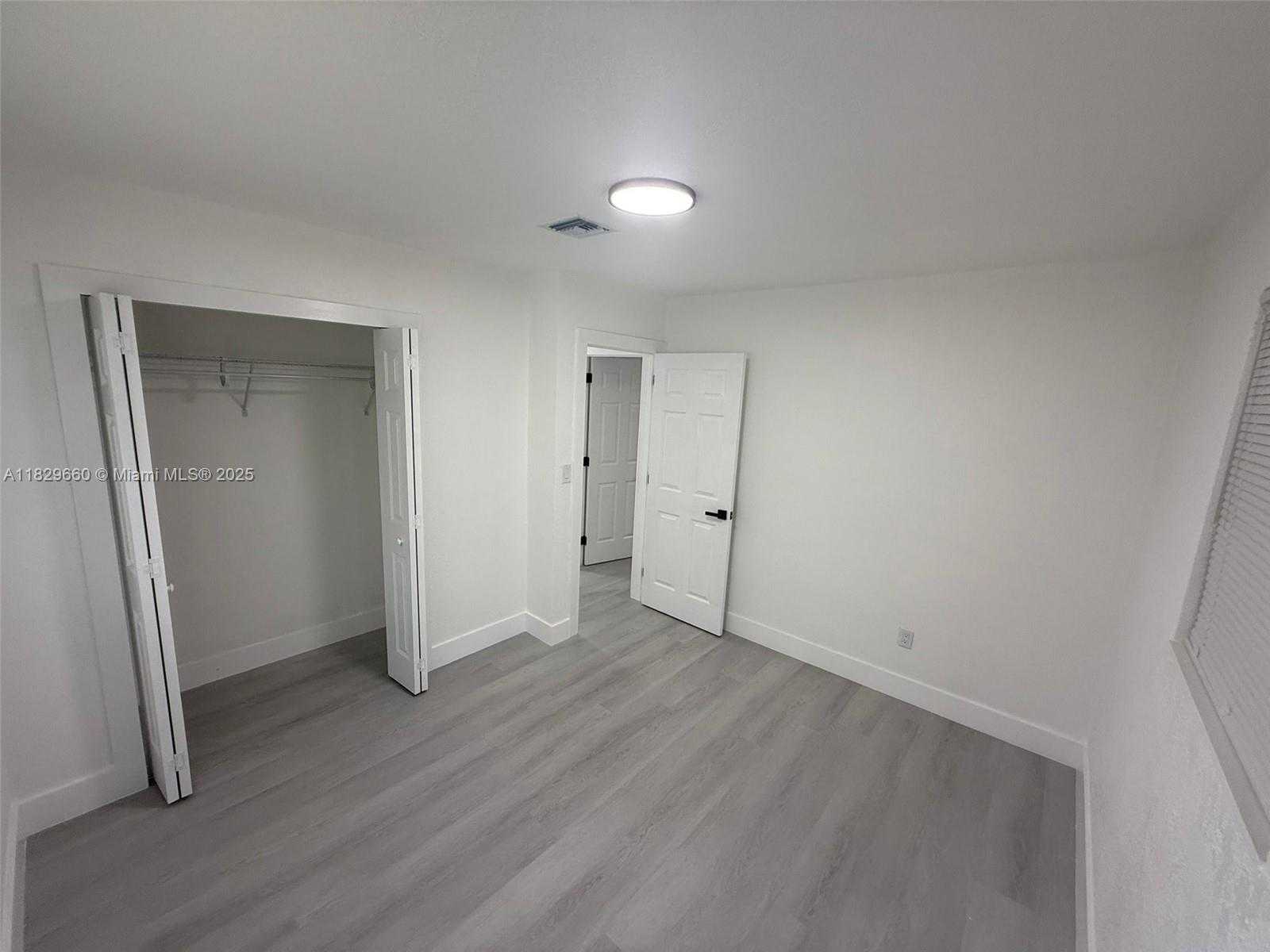 Small Image of 18535 NORTH WEST 39TH CT, Miami Gardens Number 26