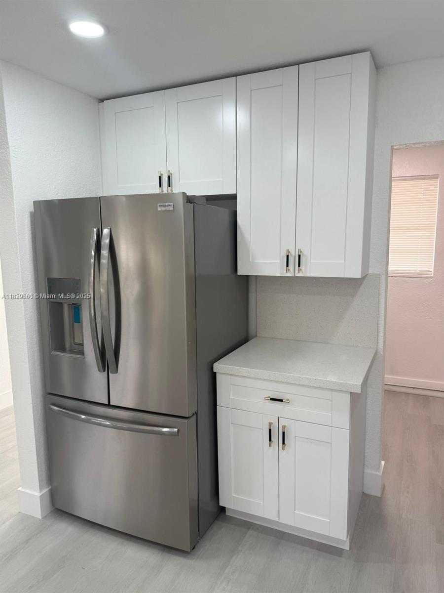 Small Image of 18535 NORTH WEST 39TH CT, Miami Gardens Number 31