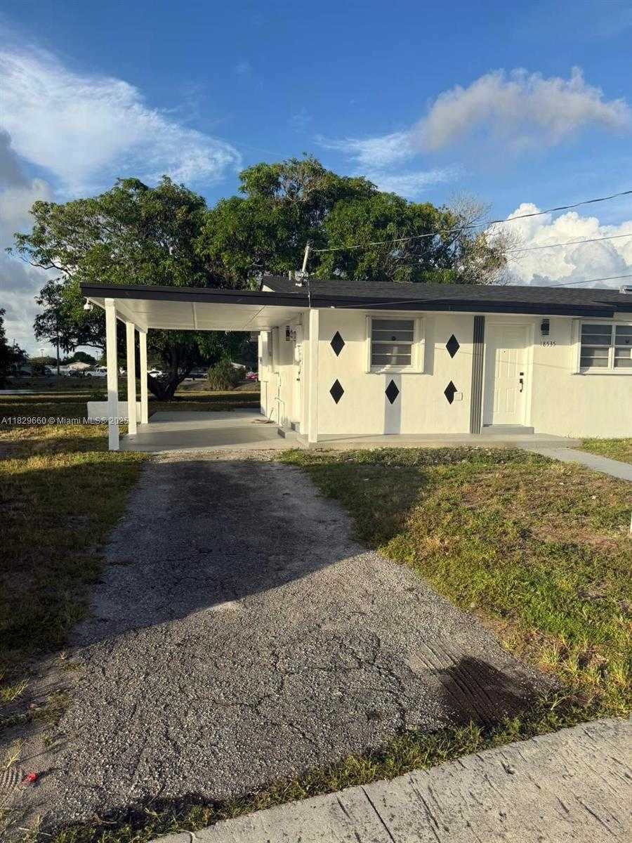 Small Image of 18535 NORTH WEST 39TH CT, Miami Gardens Number 34