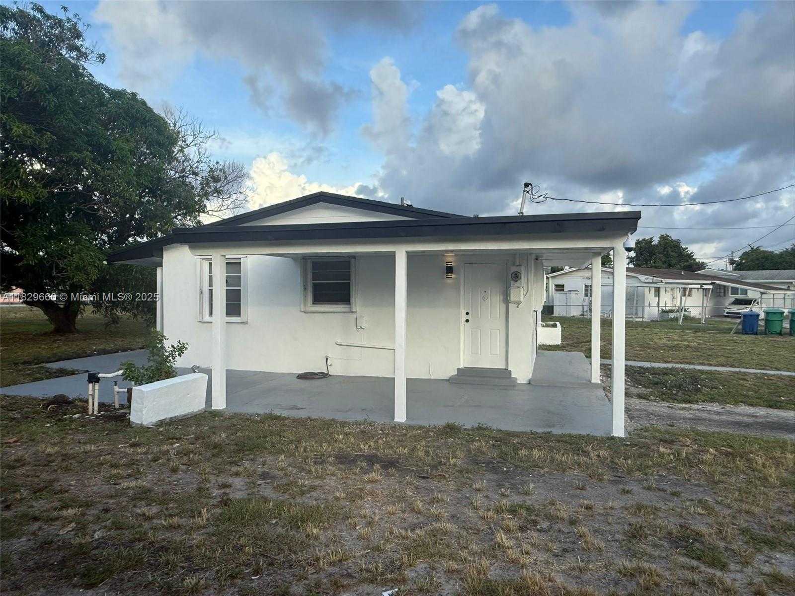 Small Image of 18535 NORTH WEST 39TH CT, Miami Gardens Number 35