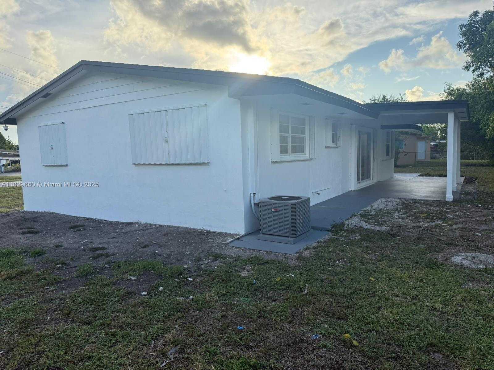 Small Image of 18535 NORTH WEST 39TH CT, Miami Gardens Number 39