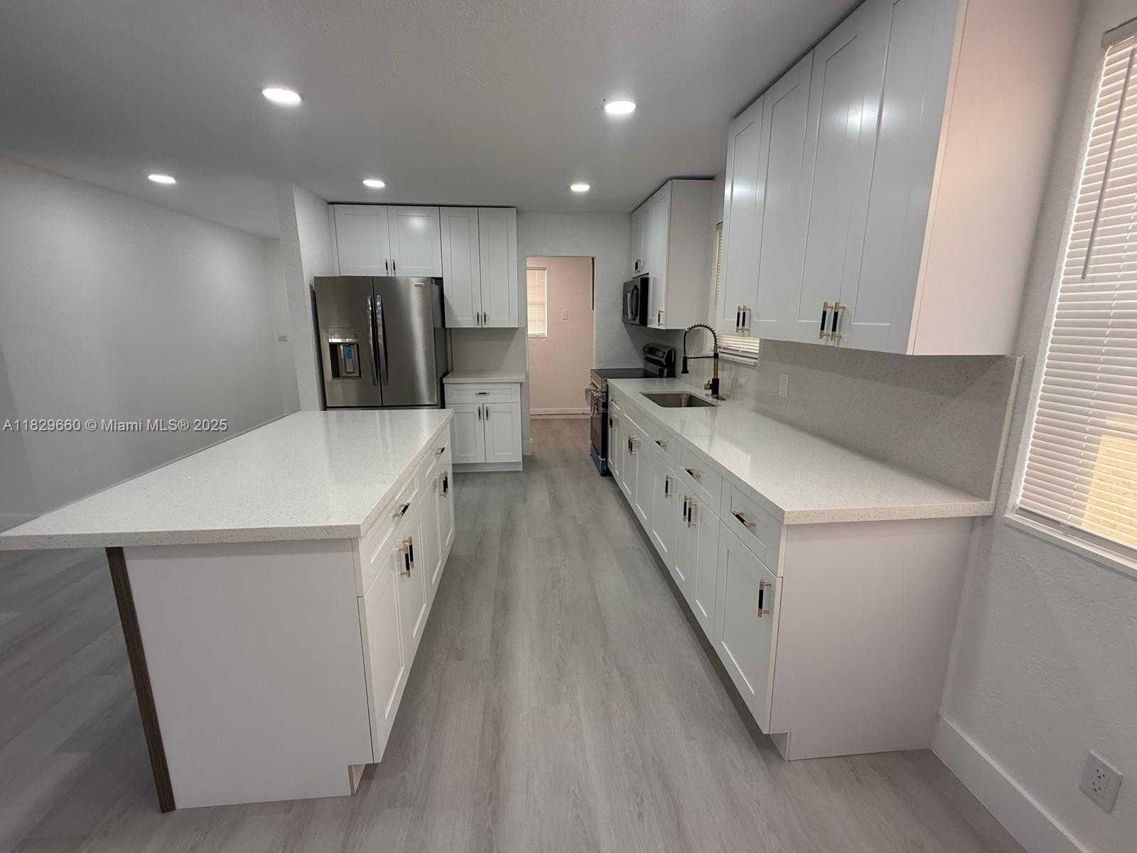 Small Image of 18535 NORTH WEST 39TH CT, Miami Gardens Number 9