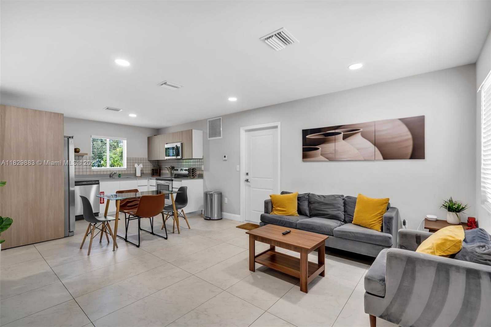 Small Image of 507 NORTH WEST 8TH AVE #1, Fort Lauderdale Number 5