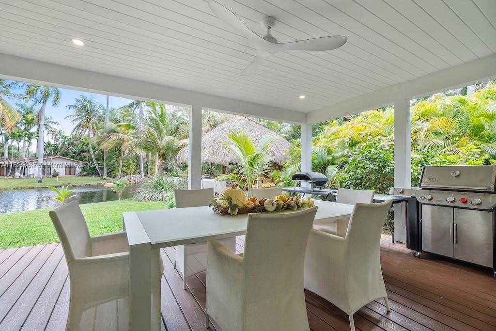 Small Image of 11377 WEST BISCAYNE CANAL RD, Miami Number 21
