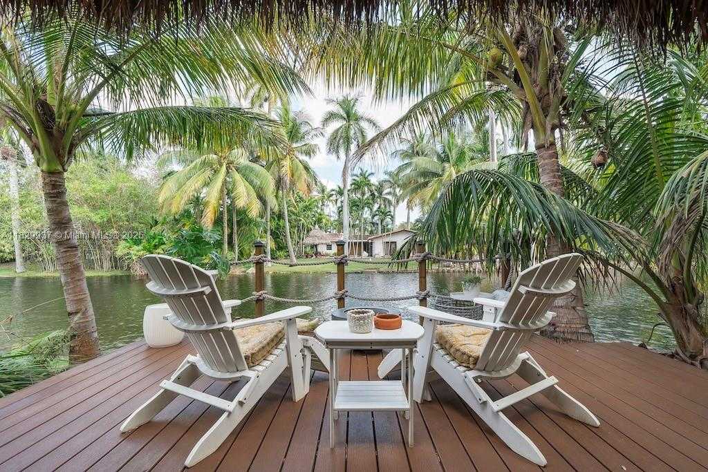 Small Image of 11377 WEST BISCAYNE CANAL RD, Miami Number 46