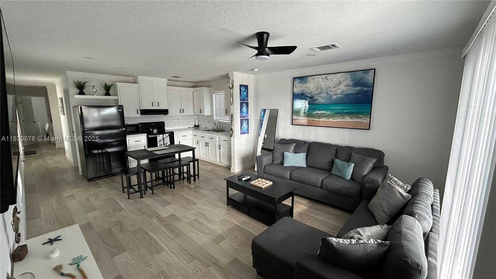 Small Image of 3673 DEWBERRY, Other City - In The State Of Florida Number 11
