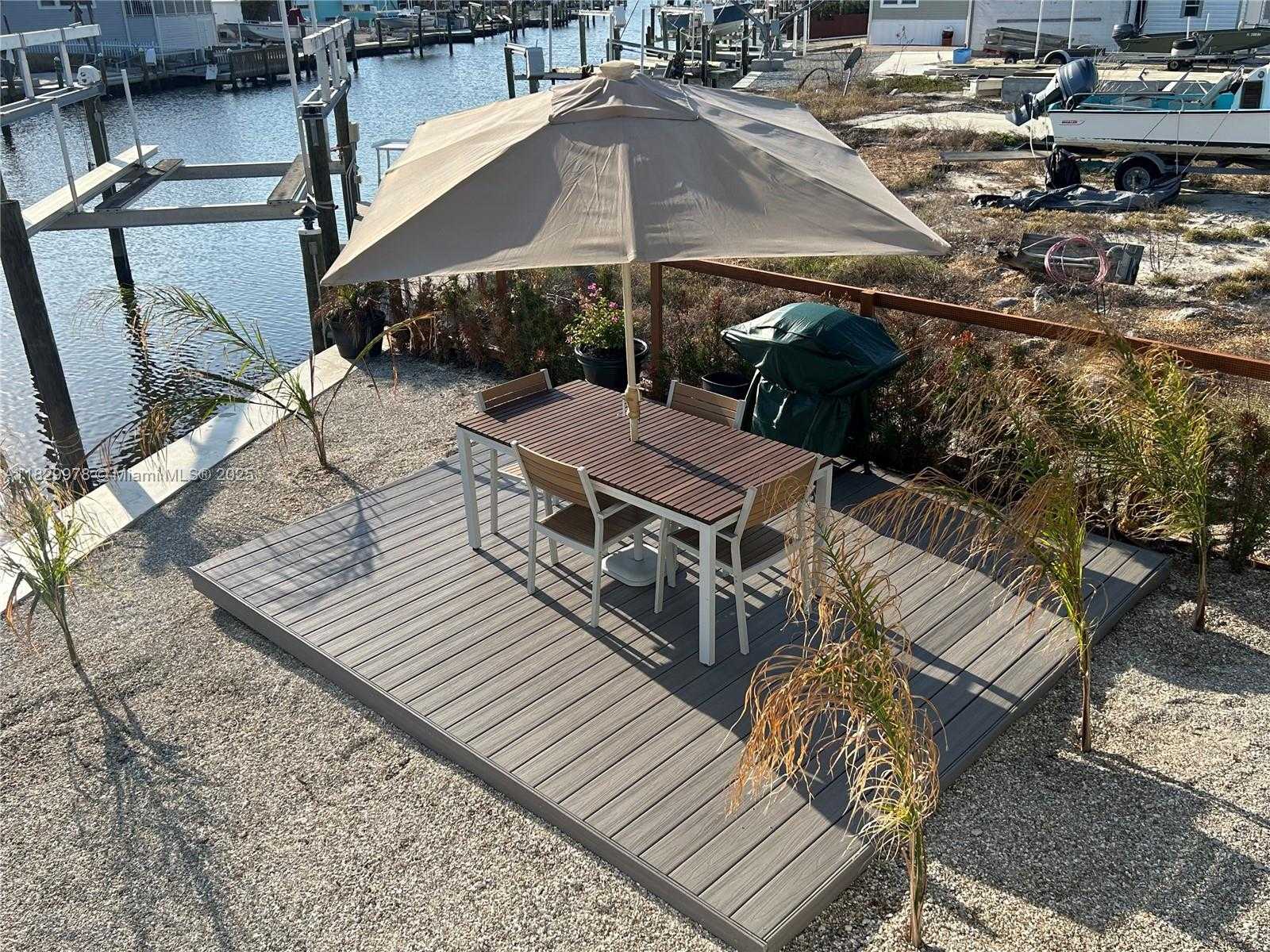 Small Image of 3673 DEWBERRY, Other City - In The State Of Florida Number 21