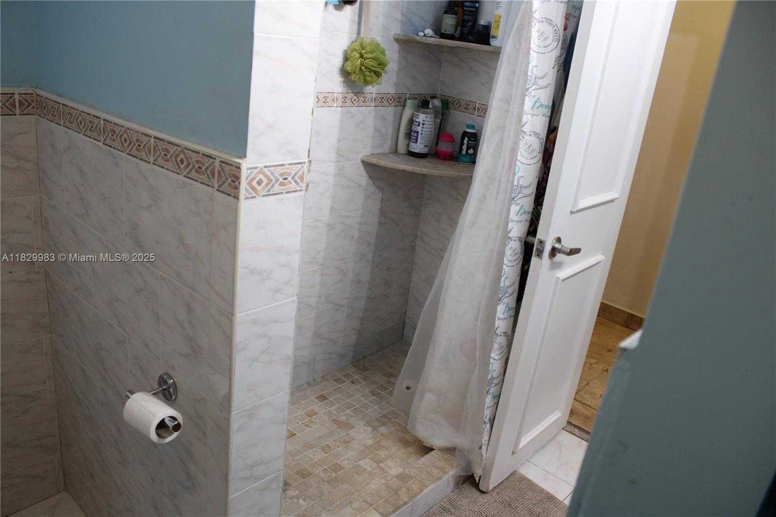 Small Image of 8200 SOUTH WEST 164TH ST, Palmetto Bay Number 16