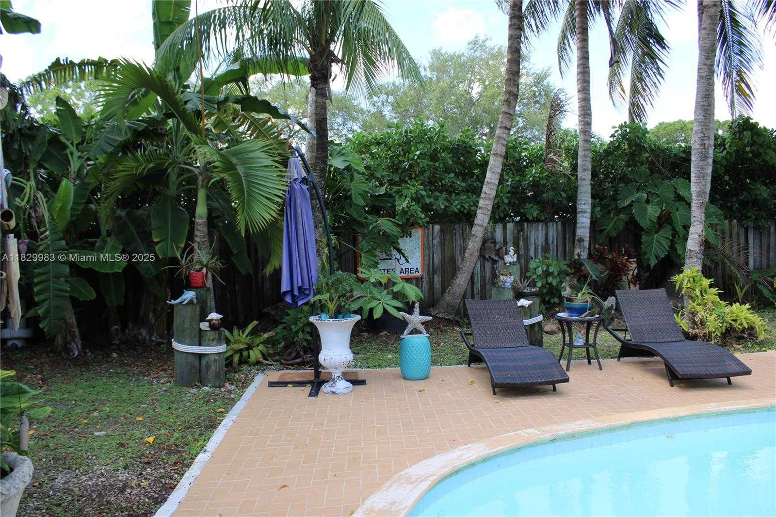 Small Image of 8200 SOUTH WEST 164TH ST, Palmetto Bay Number 7