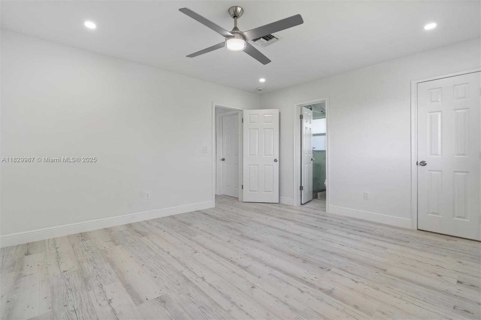 Small Image of 321 SOUTH EAST 4TH ST, Pompano Beach Number 18