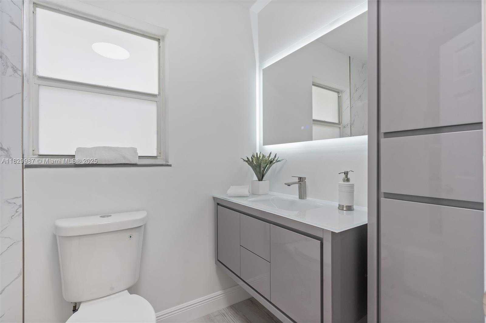 Small Image of 321 SOUTH EAST 4TH ST, Pompano Beach Number 23