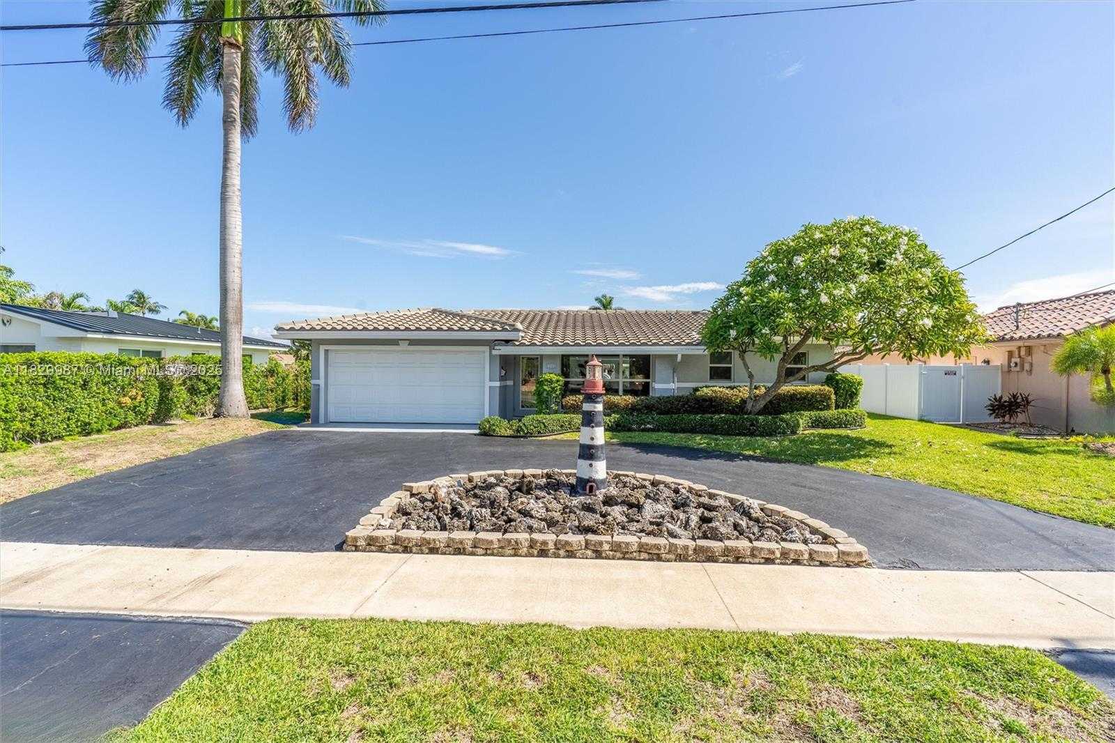 Small Image of 321 SOUTH EAST 4TH ST, Pompano Beach Number 4