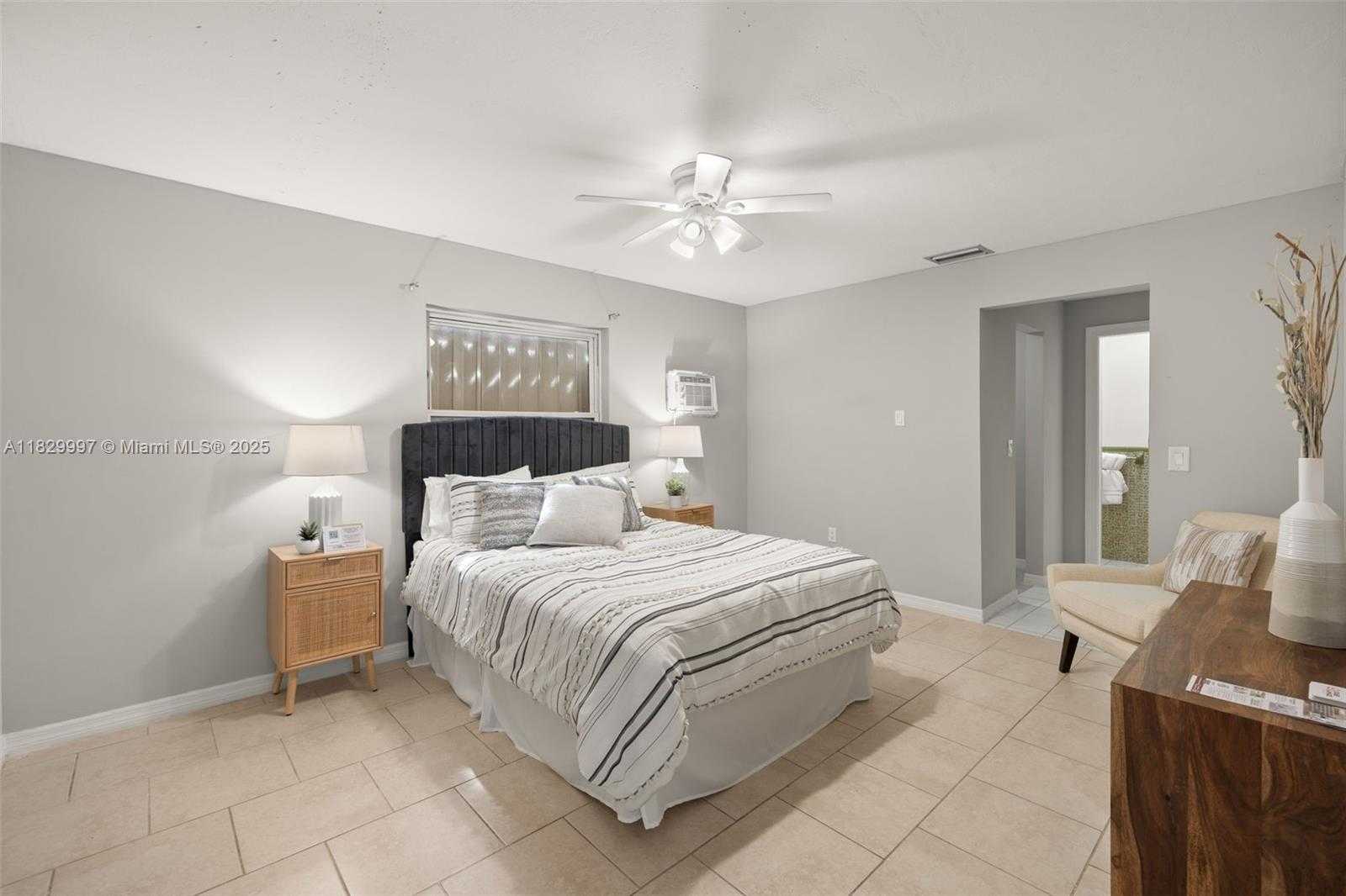 Small Image of 746 OVERIVER DRIVE, Fort Myers Number 25