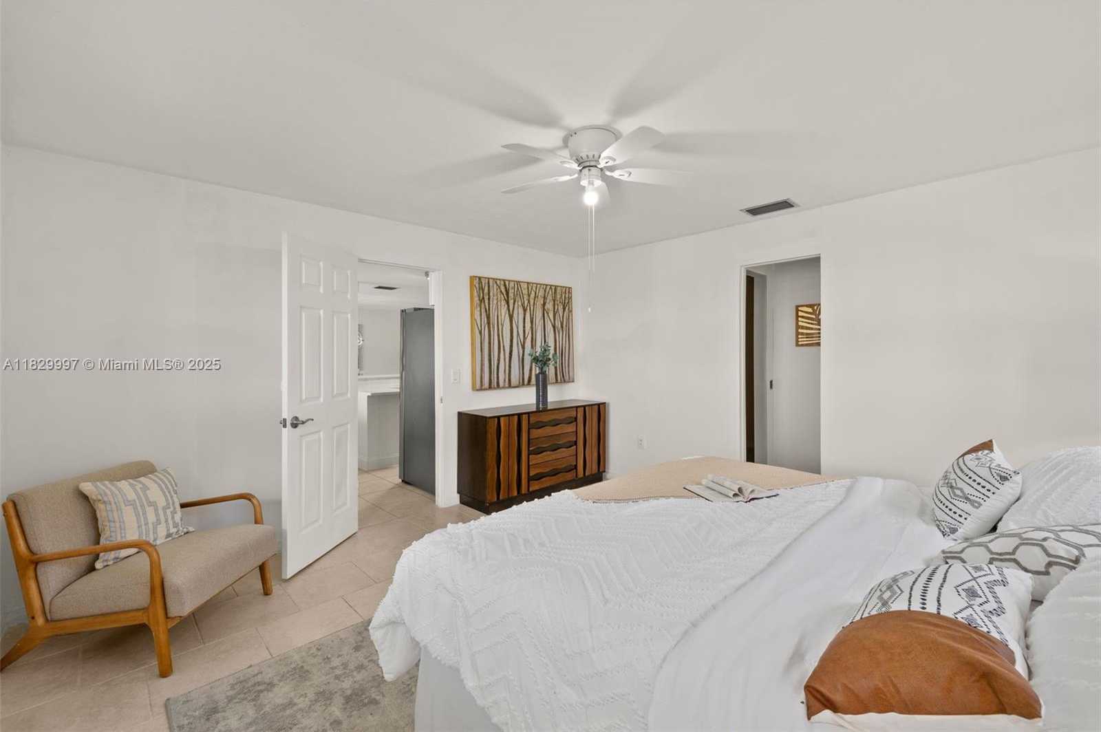 Small Image of 746 OVERIVER DRIVE, Fort Myers Number 28