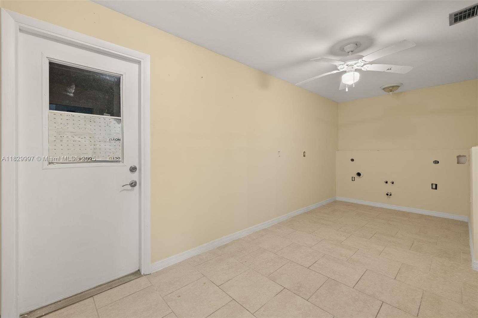 Small Image of 746 OVERIVER DRIVE, Fort Myers Number 34