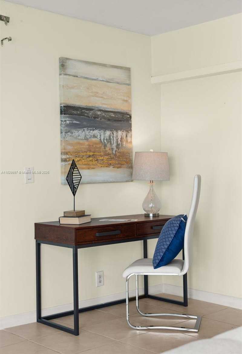 Small Image of 746 OVERIVER DRIVE, Fort Myers Number 40