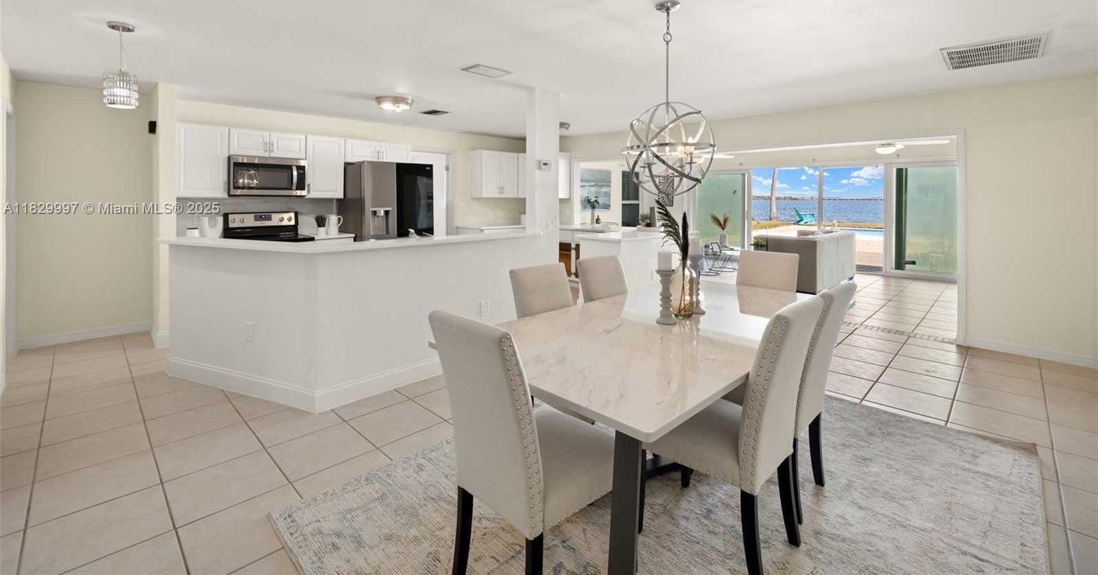 Small Image of 746 OVERIVER DRIVE, Fort Myers Number 5