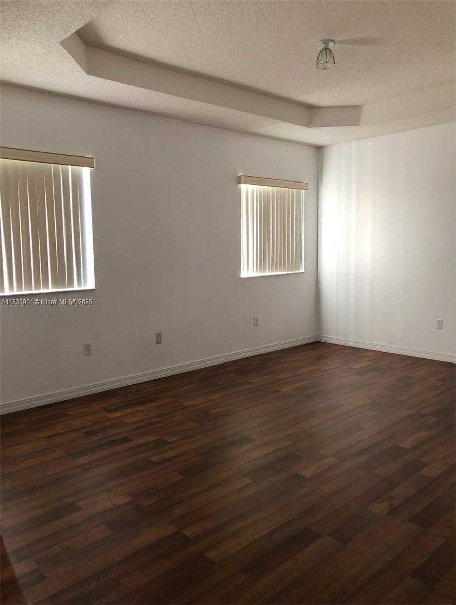 Small Image of 1510 SOUTH EAST 22ND LN, Homestead Number 17