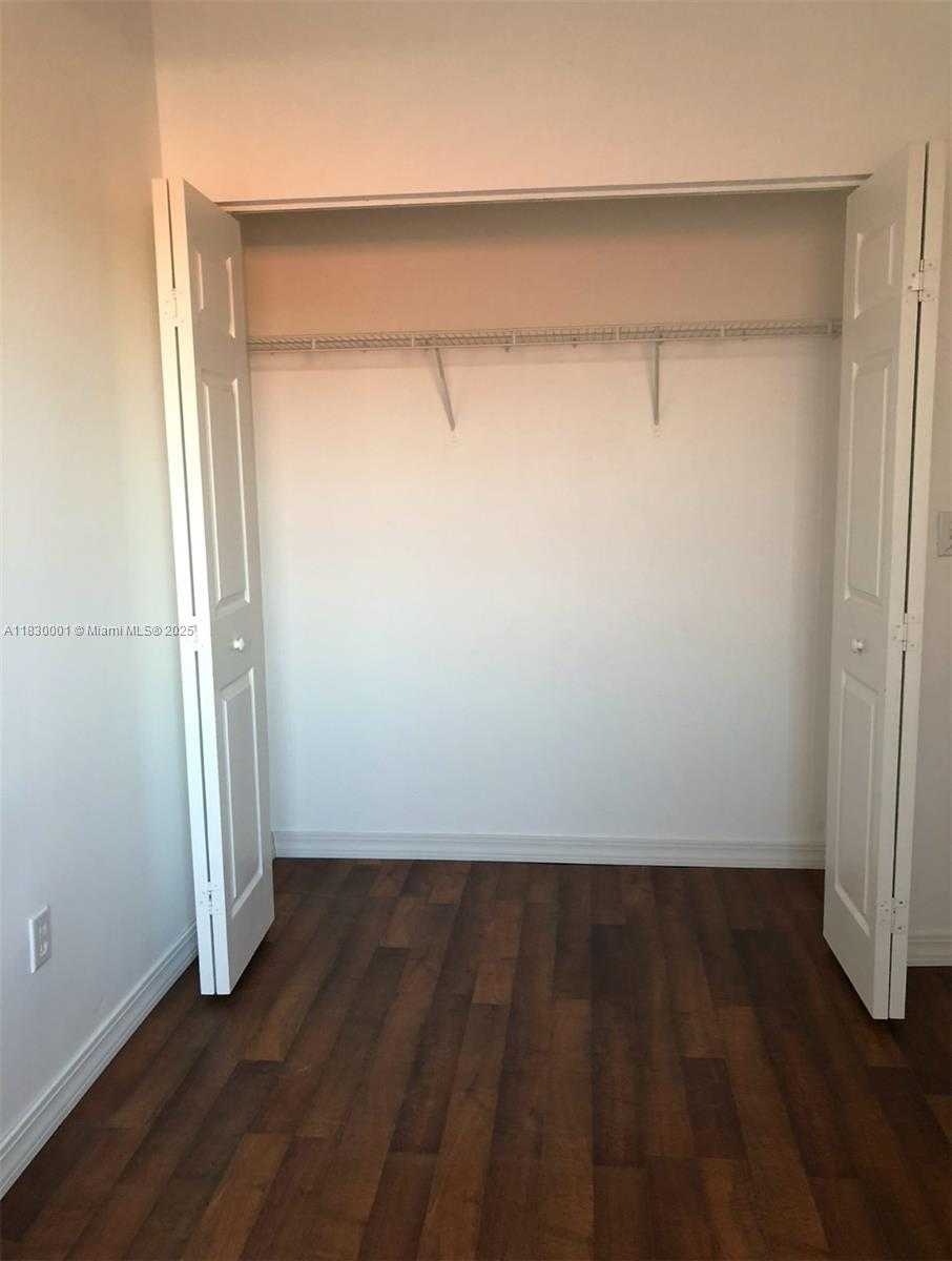 Small Image of 1510 SOUTH EAST 22ND LN, Homestead Number 23