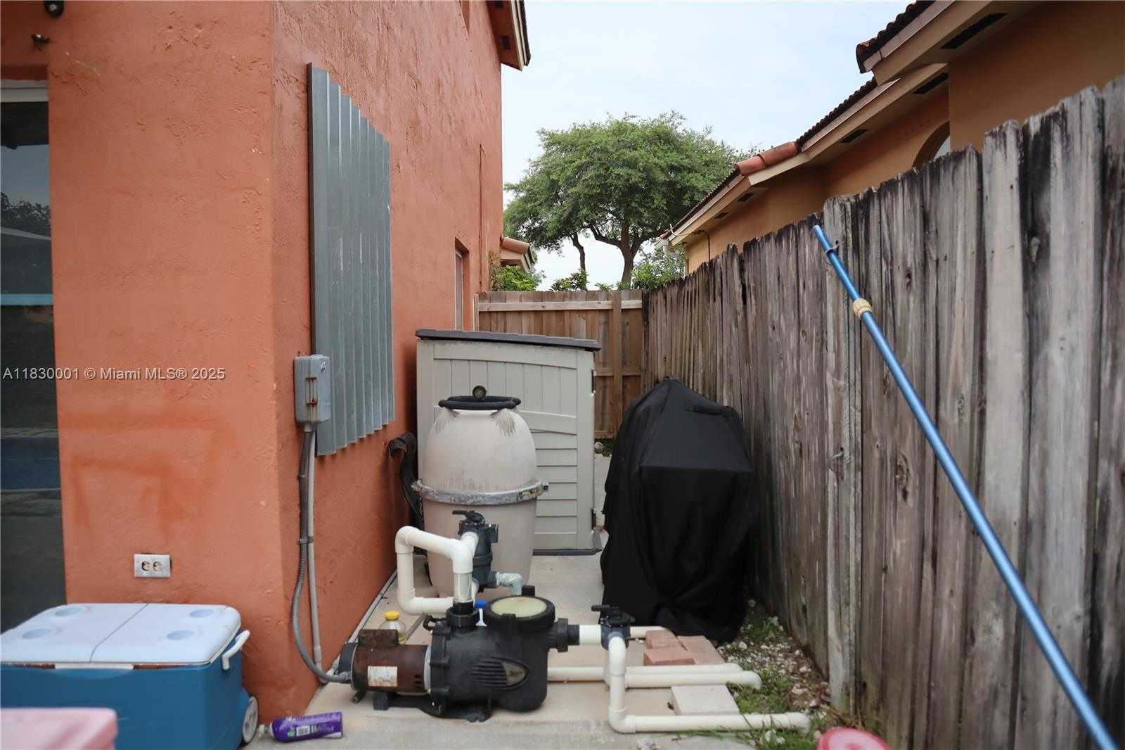 Small Image of 1510 SOUTH EAST 22ND LN, Homestead Number 29