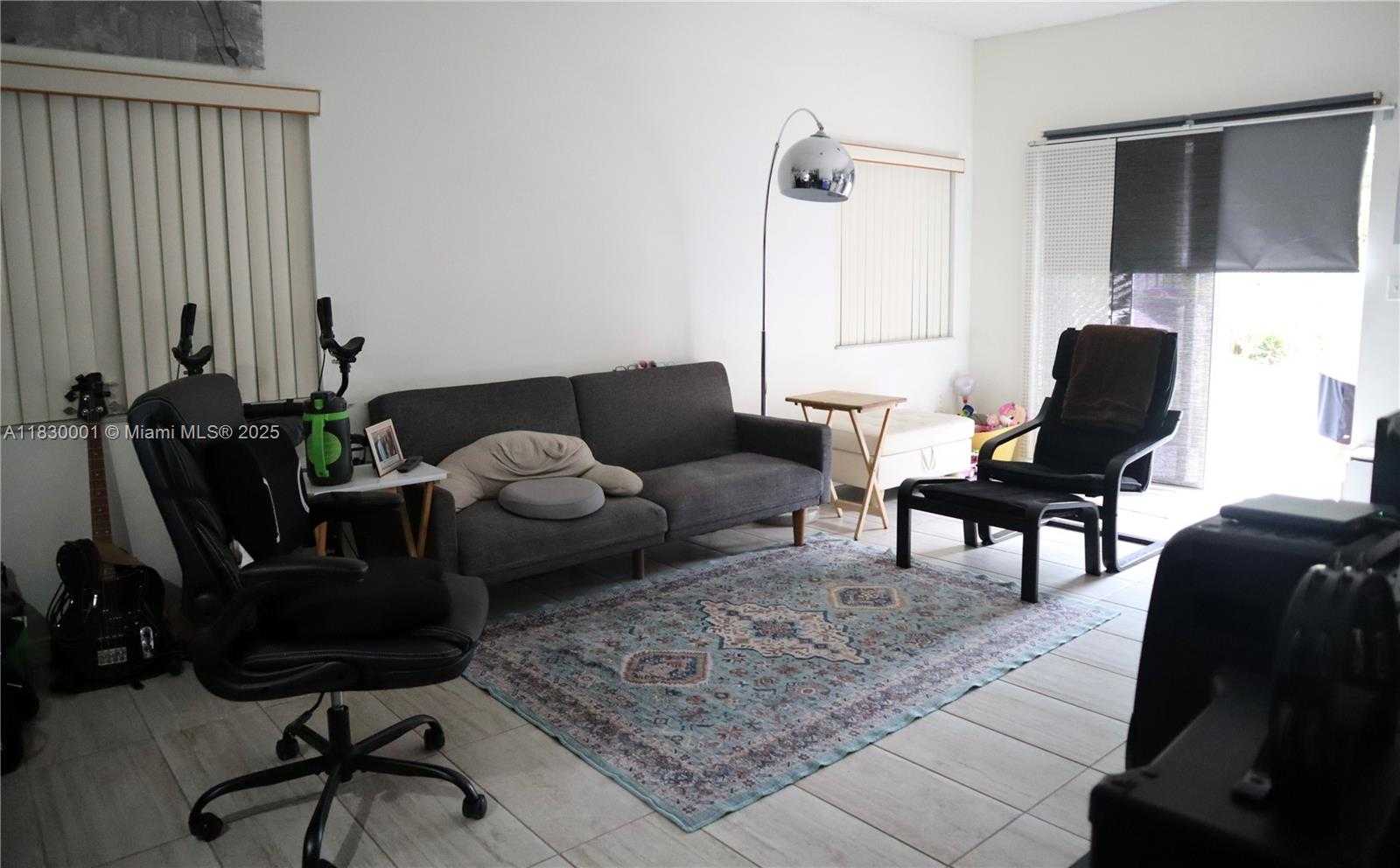 Small Image of 1510 SOUTH EAST 22ND LN, Homestead Number 9