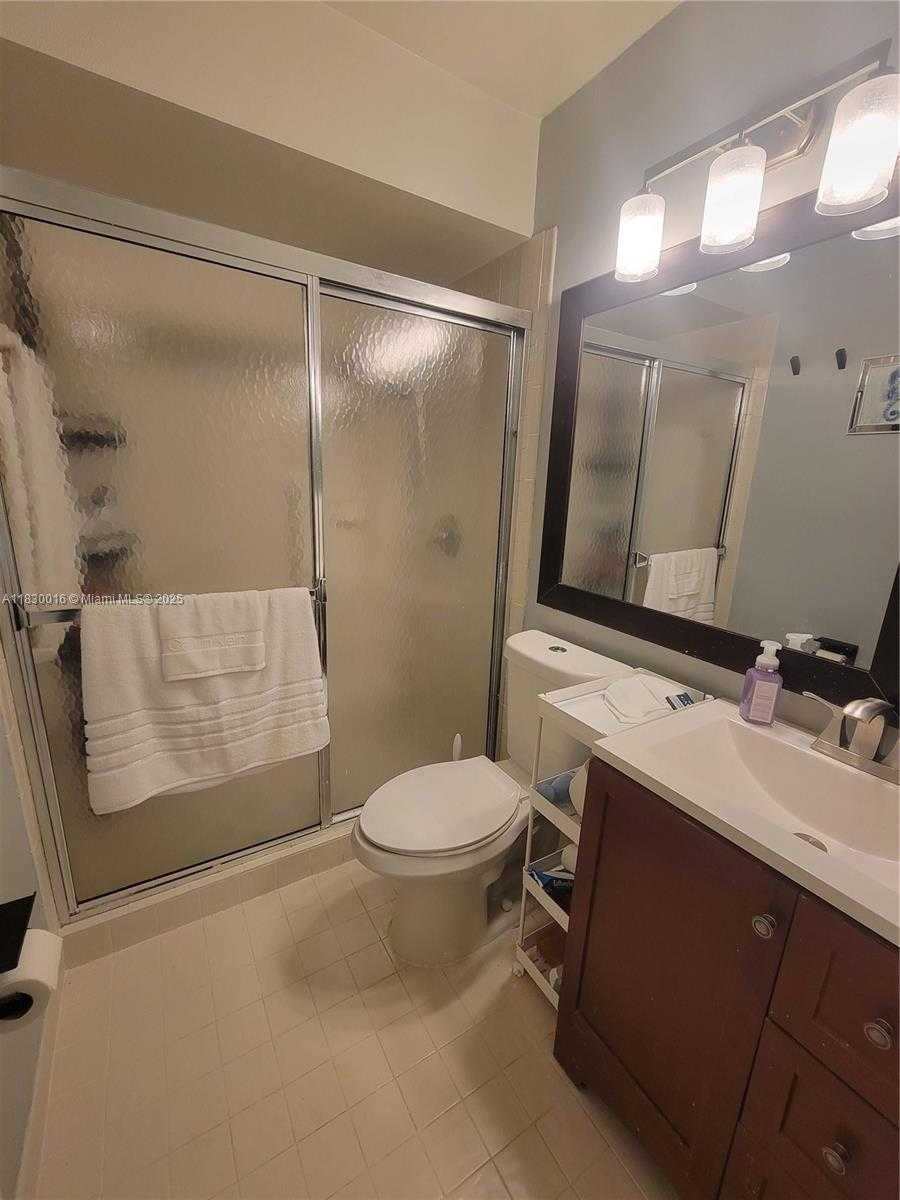 Small Image of 810 SOUTH WEST 113TH TER, Pembroke Pines Number 11
