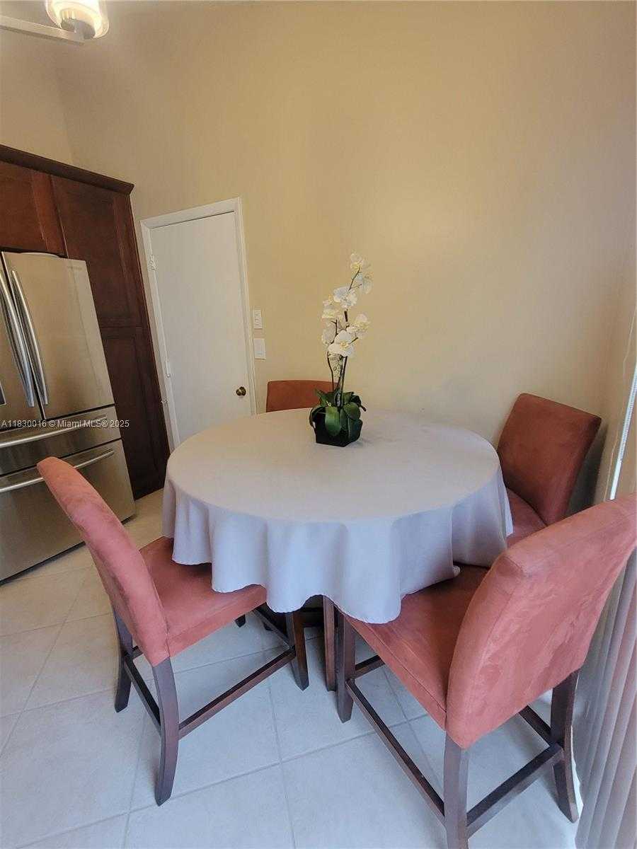 Small Image of 810 SOUTH WEST 113TH TER, Pembroke Pines Number 28