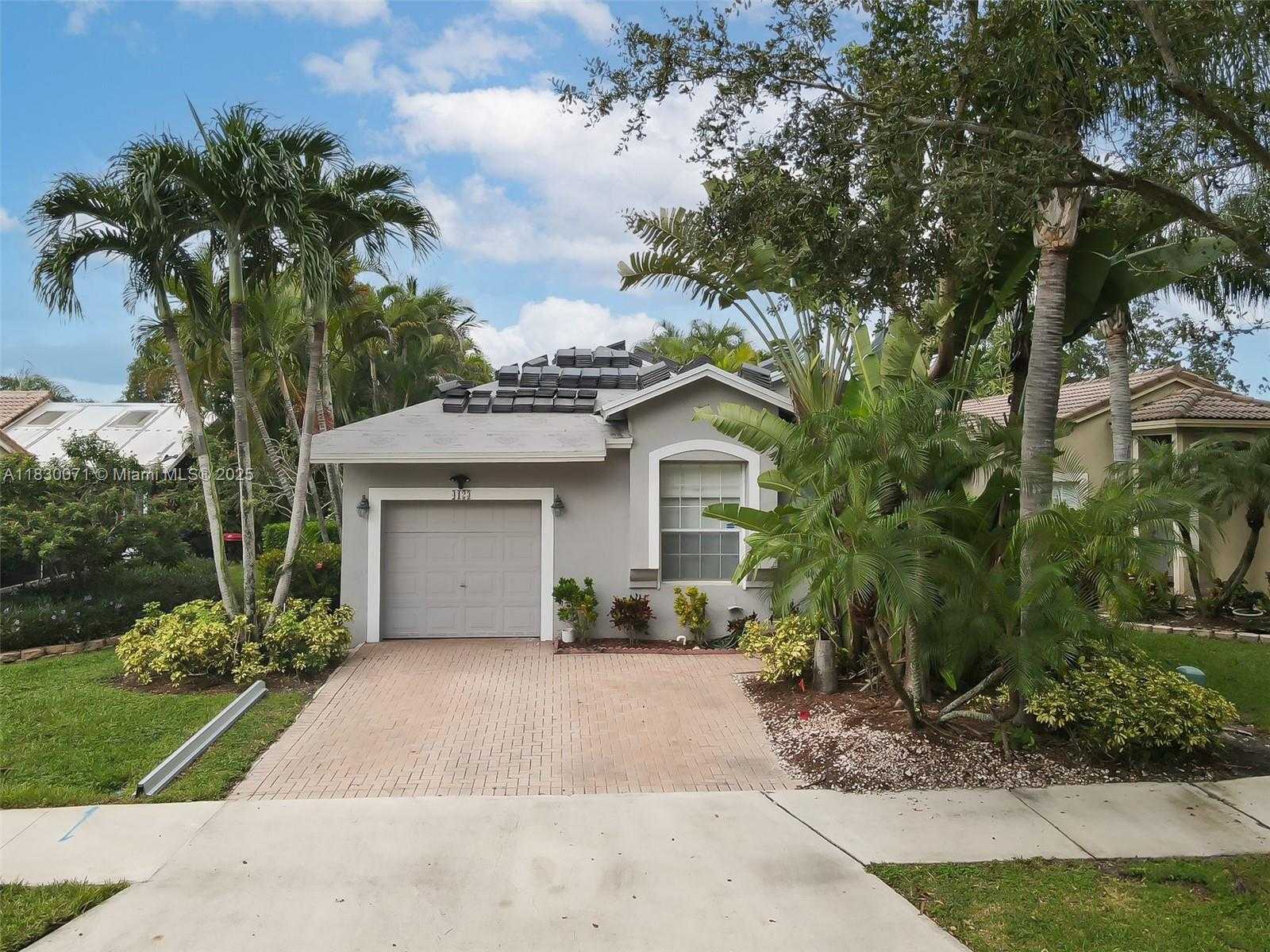 Small Image of 4123 SAPPHIRE BND, Weston Number 4