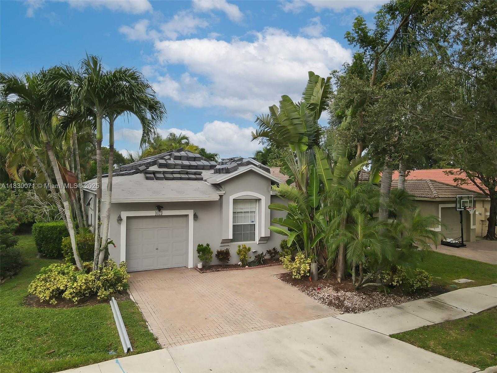 Small Image of 4123 SAPPHIRE BND, Weston Number 6