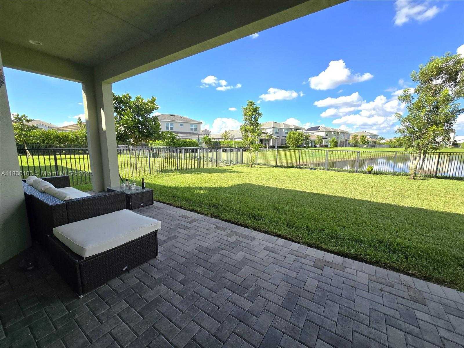 Small Image of 16190 MELOGOLD DR, Loxahatchee Number 28