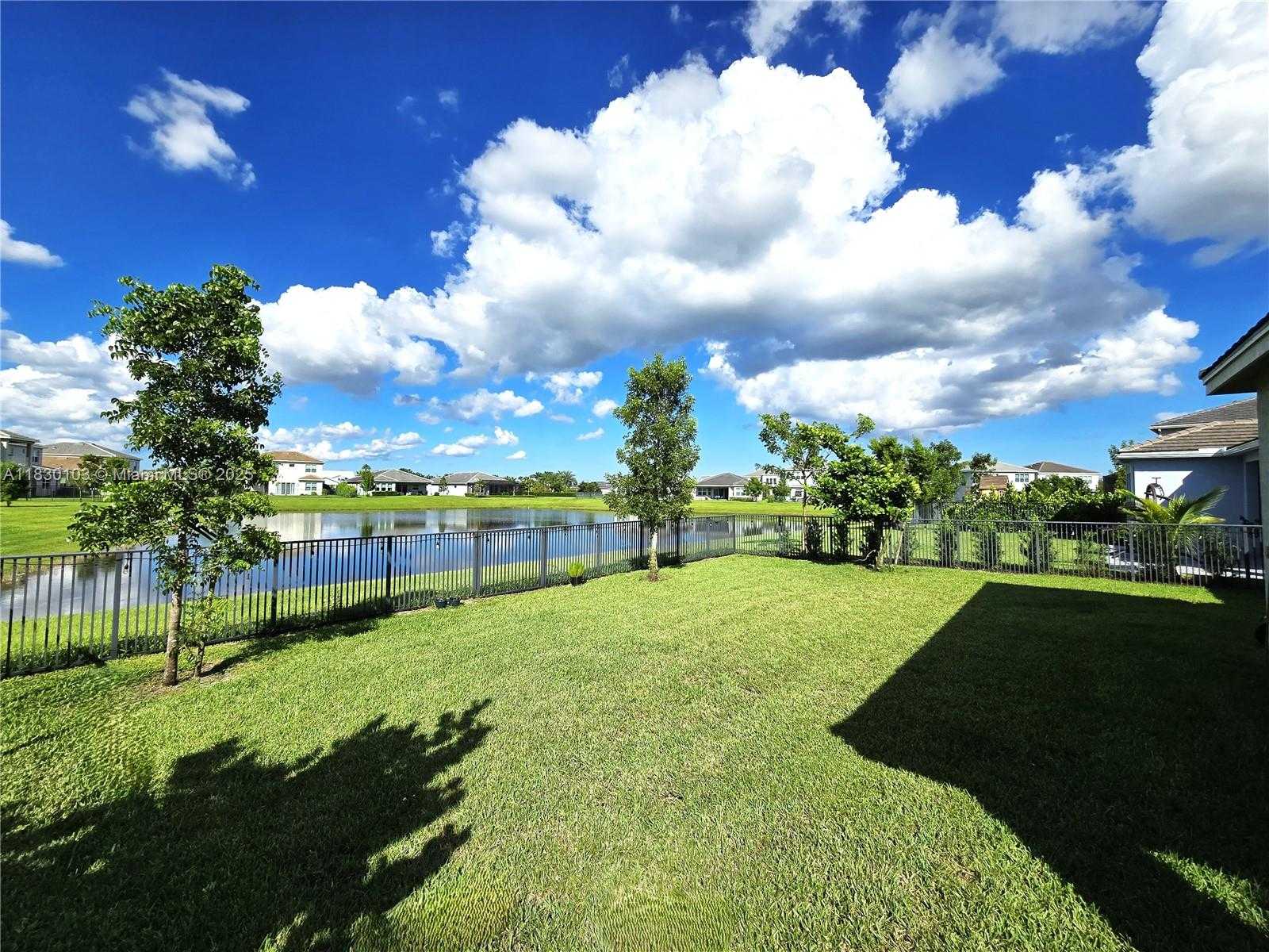 Small Image of 16190 MELOGOLD DR, Loxahatchee Number 29