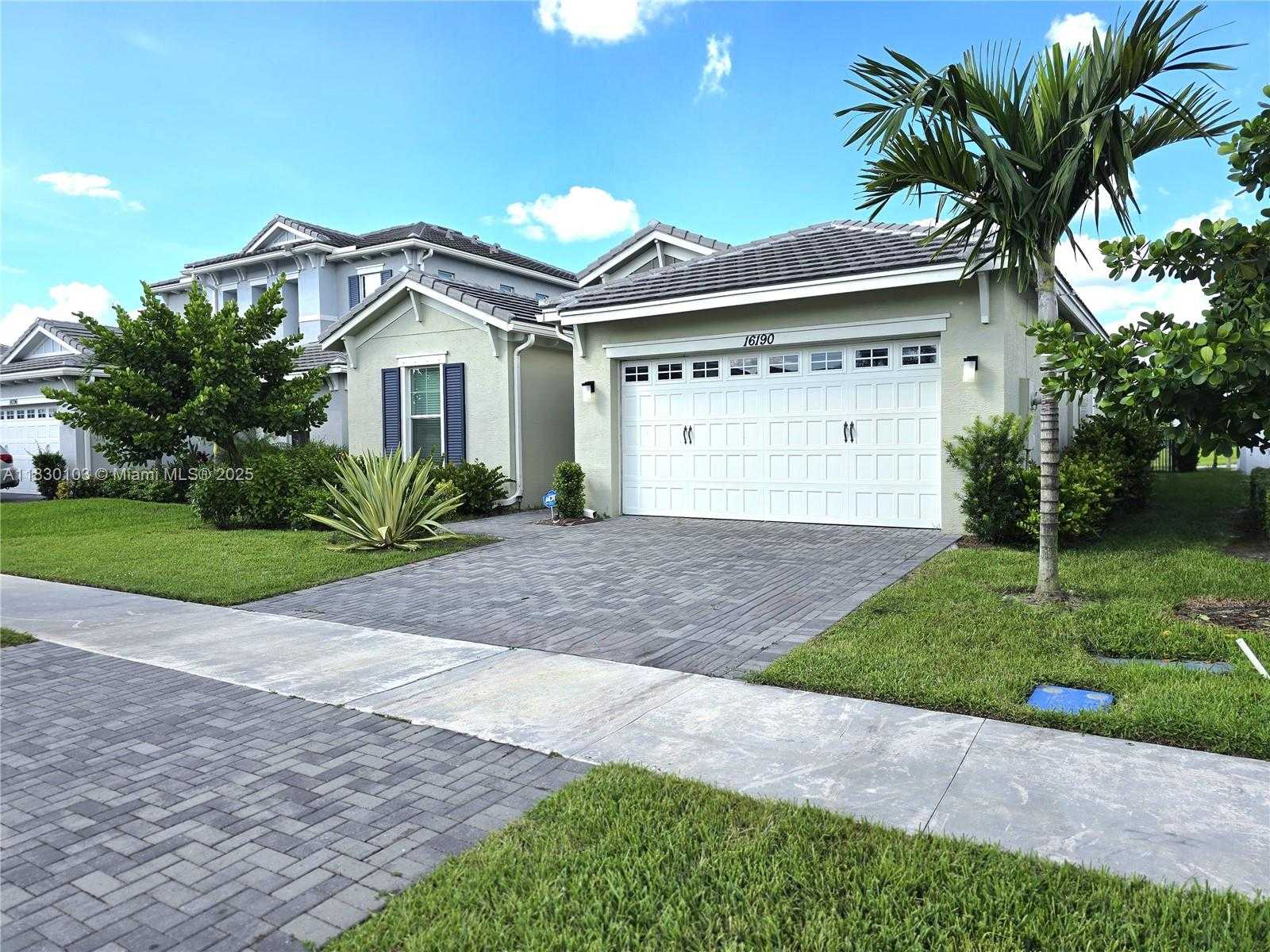 Small Image of 16190 MELOGOLD DR, Loxahatchee Number 31