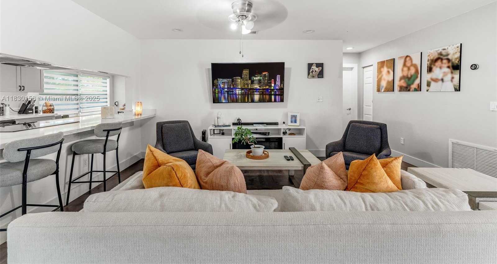 Small Image of 1747 NORTH GOLDENEYE LN, Homestead Number 16