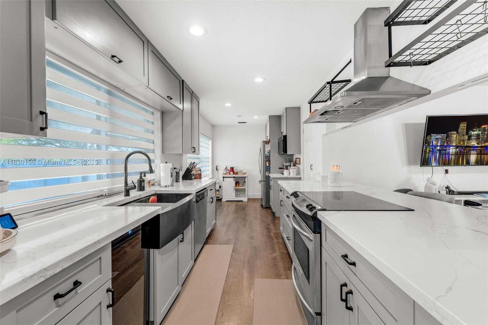 Small Image of 1747 NORTH GOLDENEYE LN, Homestead Number 21