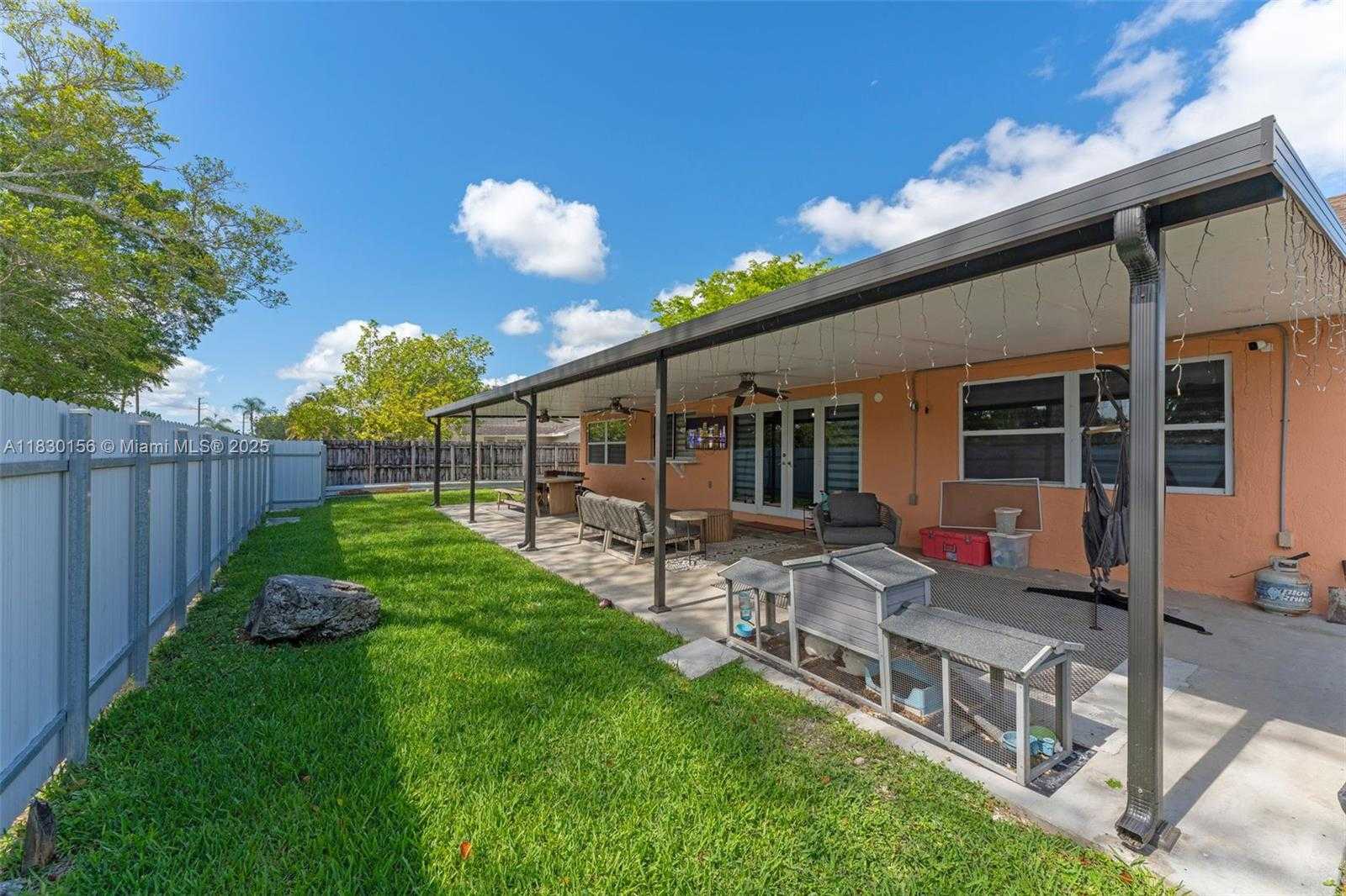 Small Image of 1747 NORTH GOLDENEYE LN, Homestead Number 39