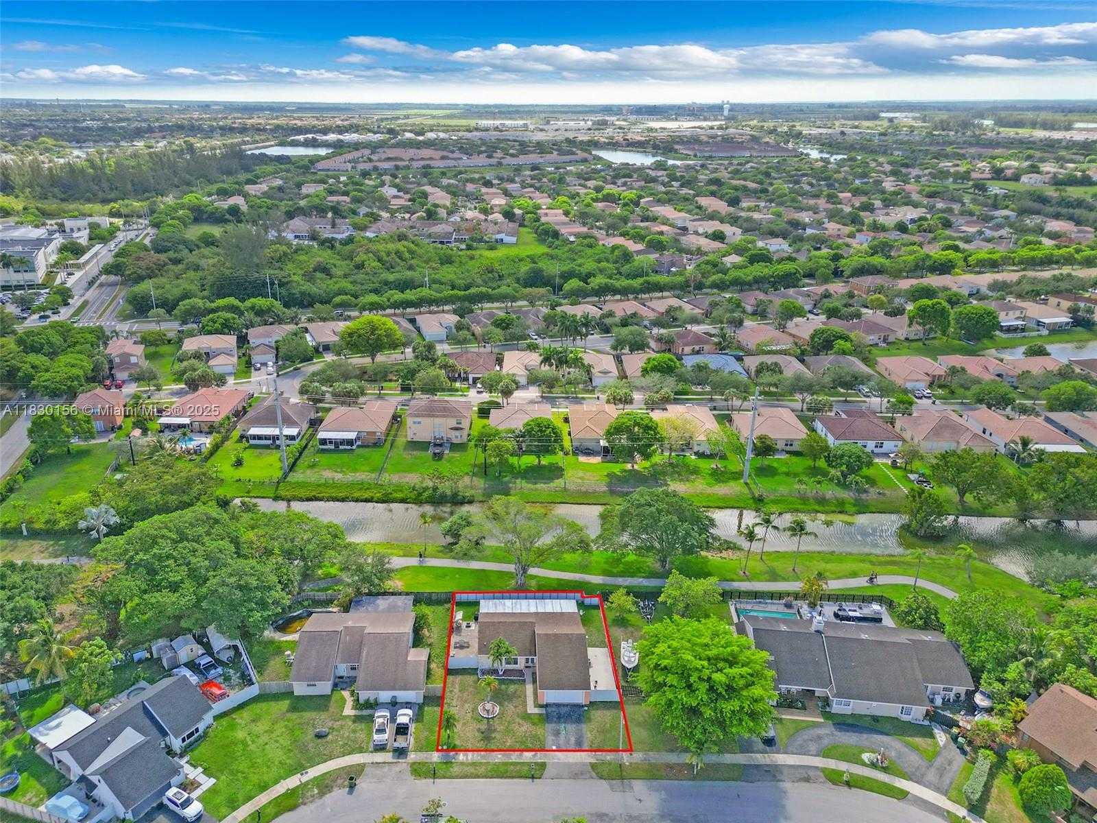 Small Image of 1747 NORTH GOLDENEYE LN, Homestead Number 9