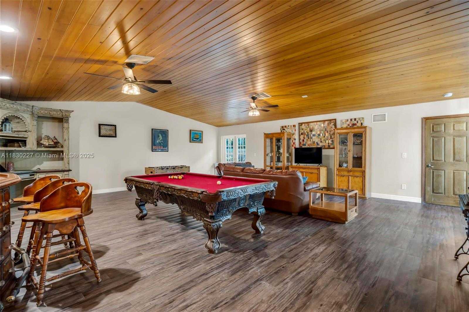 Small Image of 2221 SOUTH WEST 28TH WAY, Fort Lauderdale Number 12