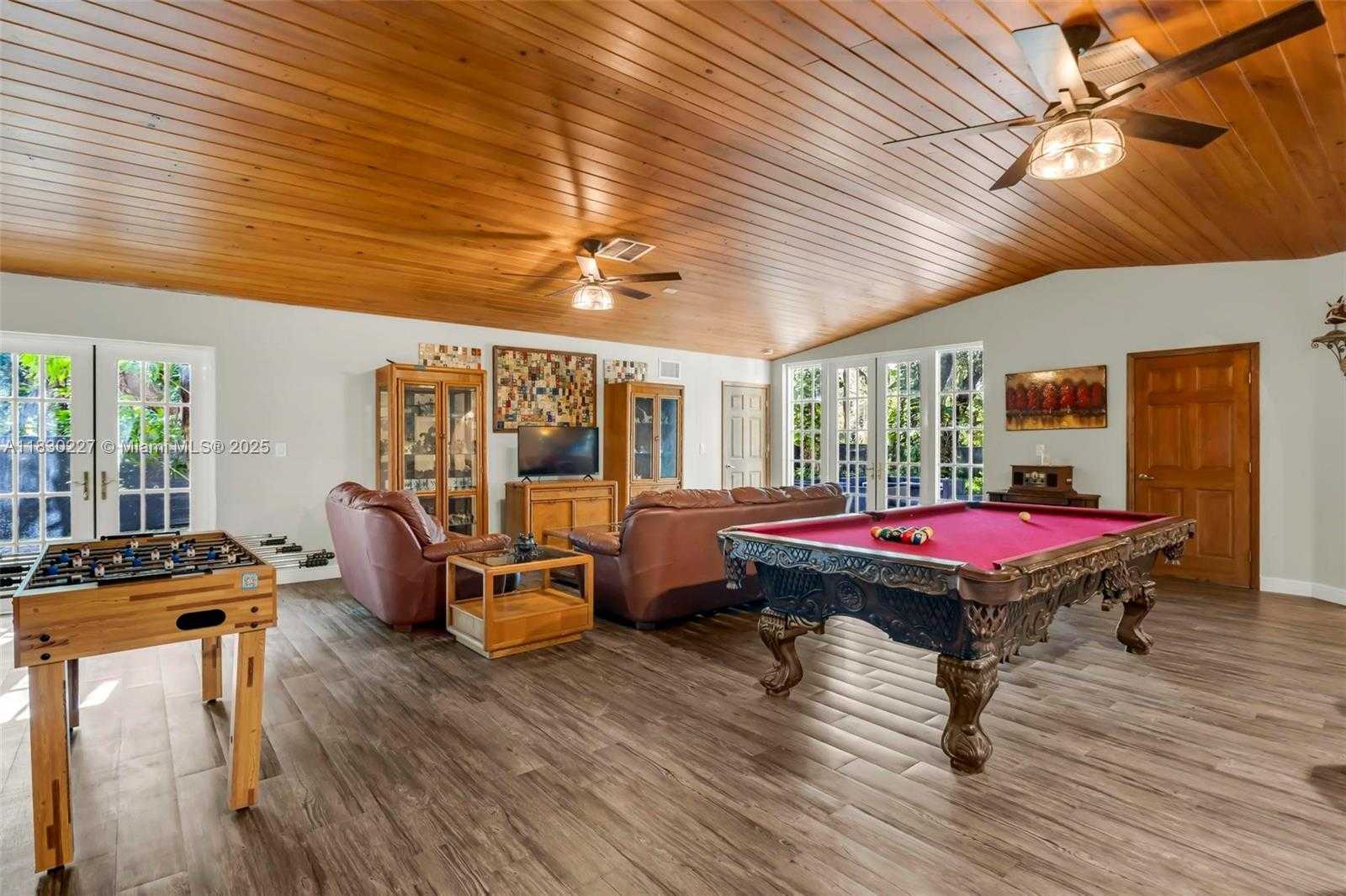 Small Image of 2221 SOUTH WEST 28TH WAY, Fort Lauderdale Number 13